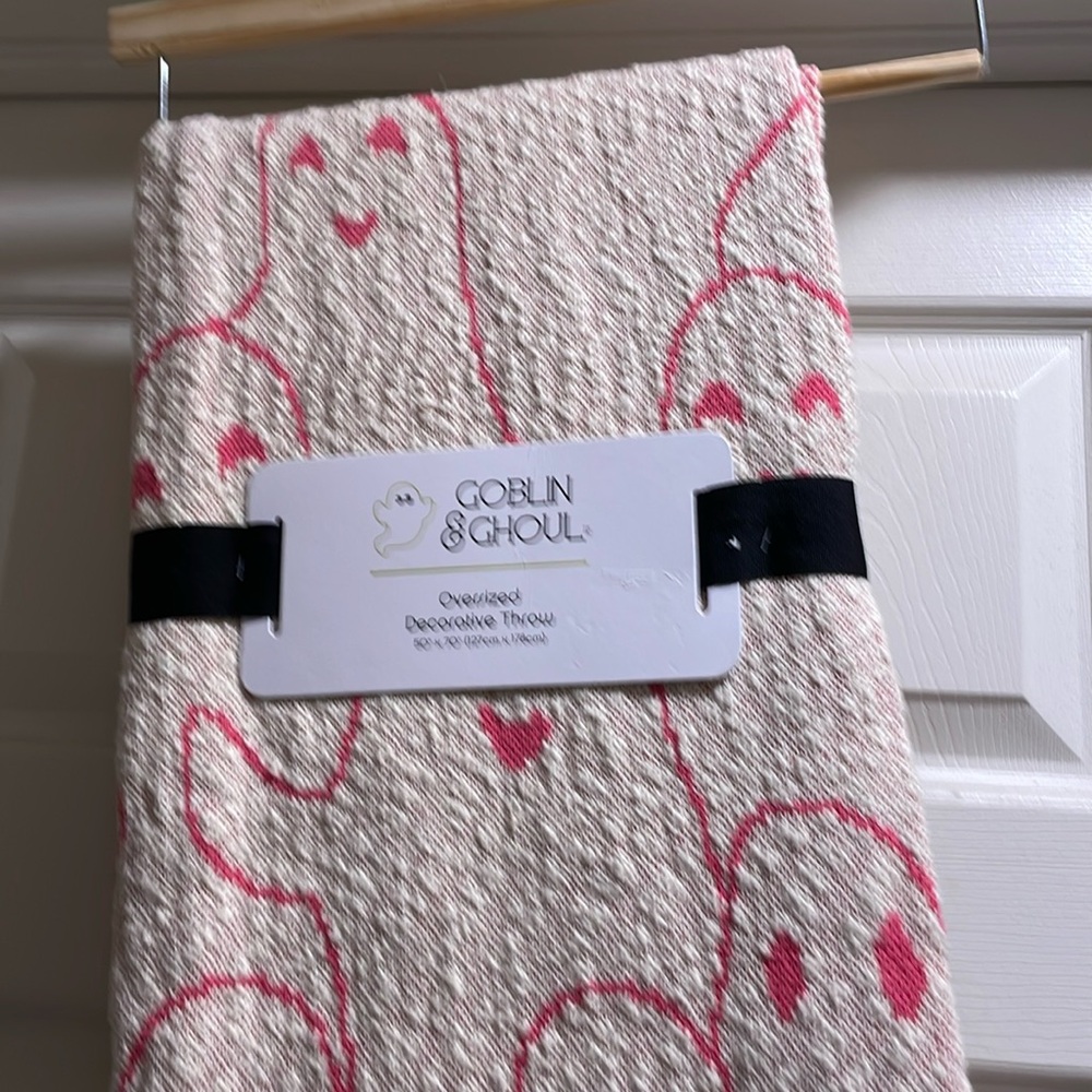 NWT Pink Ghost Blanket by Goblin & Ghoul, Halloween, Summerween